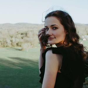 Meet your Posher, Leah